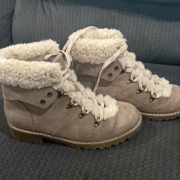 wonder nation Shoes - 👟 3/$10 - Boots